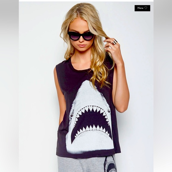 Lauren Moshi Tops - LAUREN MOSHI KEL SHARK